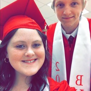 Meet your Posher, Marissa